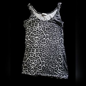 Leopard print cotton top M